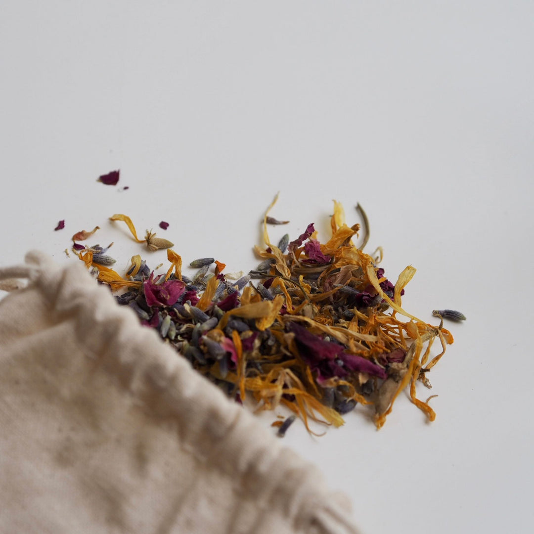 Wellbeing Natural Vegan Letterbox Gift Set | Wild Planet Aromatherapy Letterbox Gift